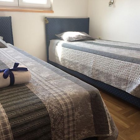 Dedic Apartment Petrcane Bagian luar foto